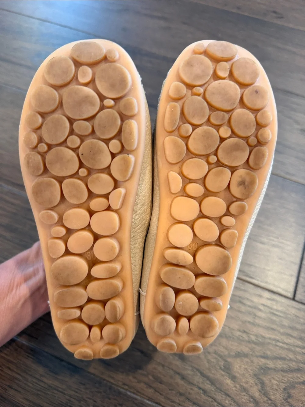 Kids Slip-On Loafers in Beige Size 30 (12) - C39-335